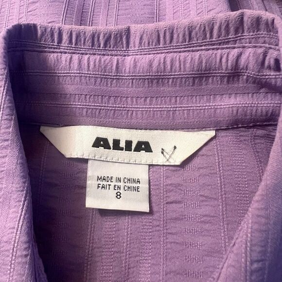Alia purple vintage short‎ sleeve button down shirt - Picture 3 of 7